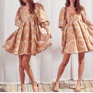 Storia Retro Baby Doll Dress. Women’s Size Small. Puffed Sleeves Lined Shimmer